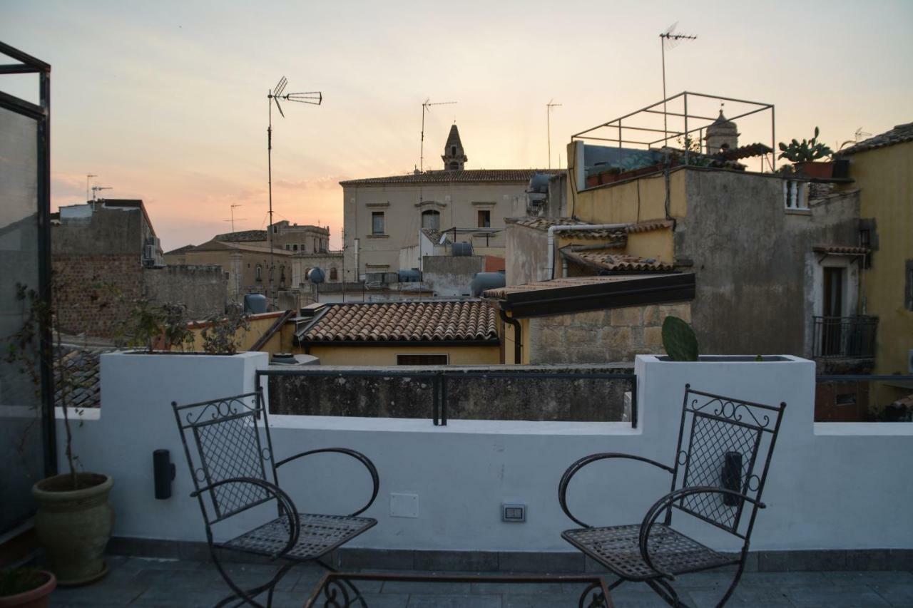 Zioli Noto Exterior foto